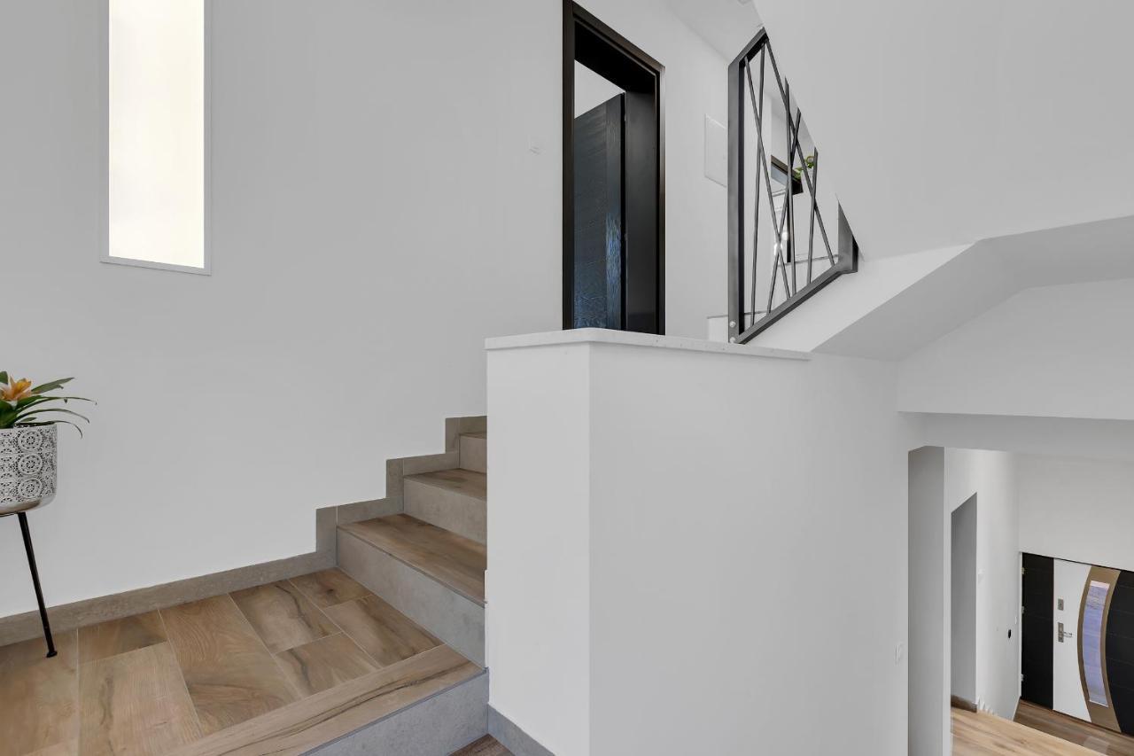 Villa Nina 2, Макарска Екстериор снимка
